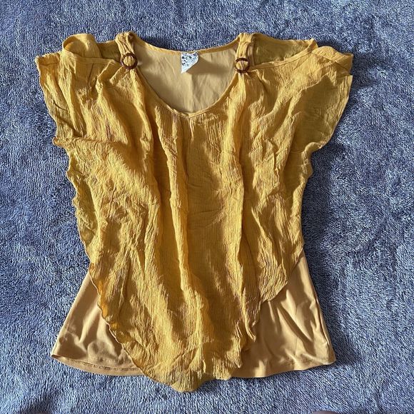Naif Mustard Yellow Top Cold Shoulder Boho Blouse With Under Cami Size Medium - Picture 4 of 5